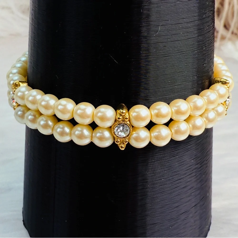 Vintage goldtone faux pearl, bling accent, double strand bracelet